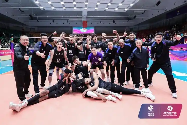 国产亲妺妺乱的性视频全网都在模仿，原创者终于发声了！ 